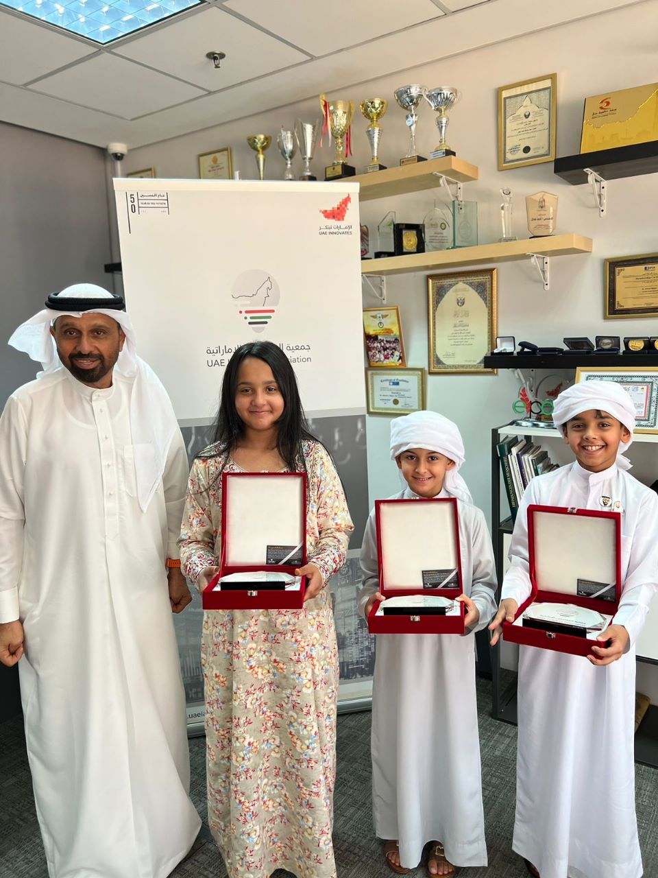 The Inventors Association awards its honorary membership to the UAE students who have won the International Mathematics Challenge